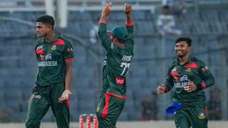 ওয়ানডেতে শক্তিশালী অস্ট্রেলিয়াকে ২১ বছর পর হারাল বাংলাদেশ 