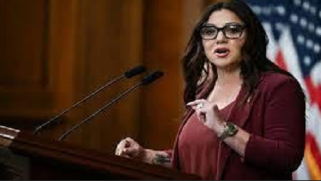 ট্রাম্প প্রশাসনের তৃতীয় মন্ত্রীর পদত্যাগ: এবারে লেবার সেক্রেটারি লরি চ্যাভেজ-ডিরেমারের বিদায় 