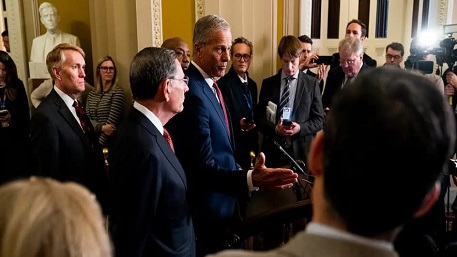 ইরান যুদ্ধ থামাতে প্রস্তাব নাকচ, মার্কিন সিনেটে বিভক্তি আরও স্পষ্ট